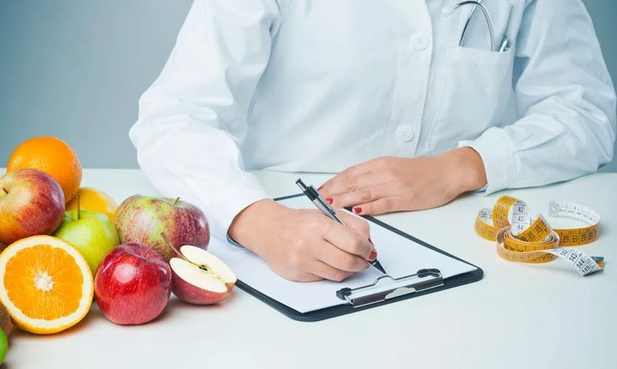 ESPECIALISTA EN NUTRICION CLINICA Y ONCOLOGICA